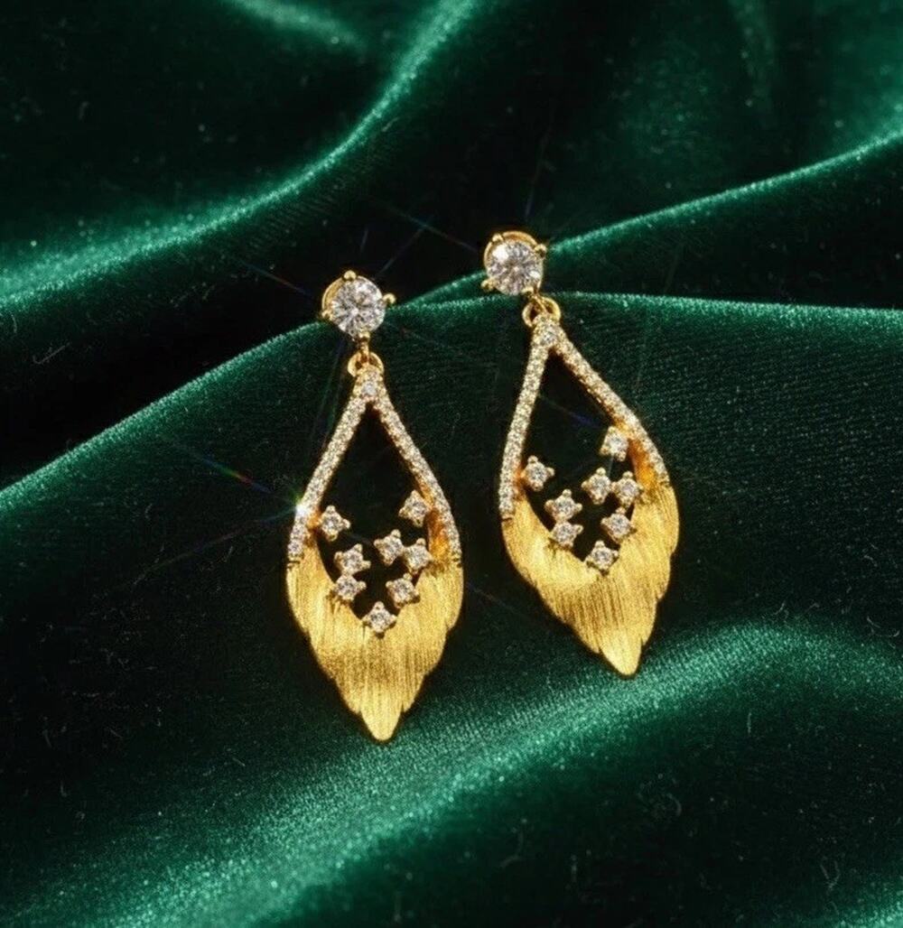 Anthropologie Leaf Hoop Gold Earrings Teardrop Wedding VTG Feather CZ Boho Bride